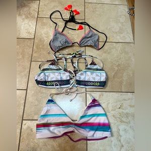 Women’s bikini tops size L